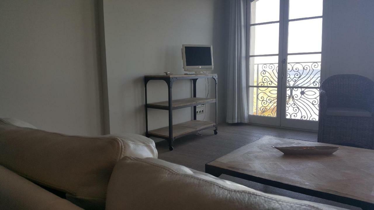 Appartement port rive gauche pavois à Marseillan  Extérieur photo